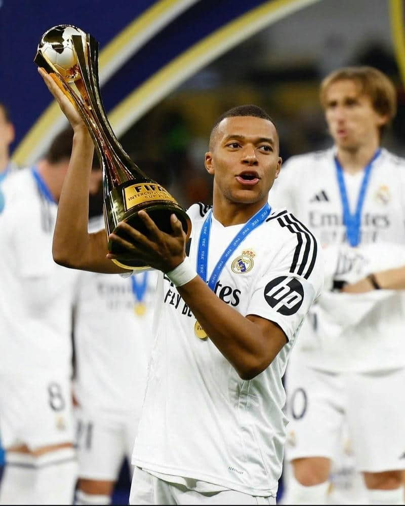 ảnh mbappe đẹp nhất